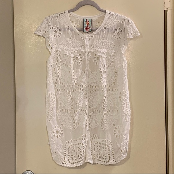 JOHNNY WAS Marietta Cap Sleeve Eyelet Blouse in White - Picture 3 of 7